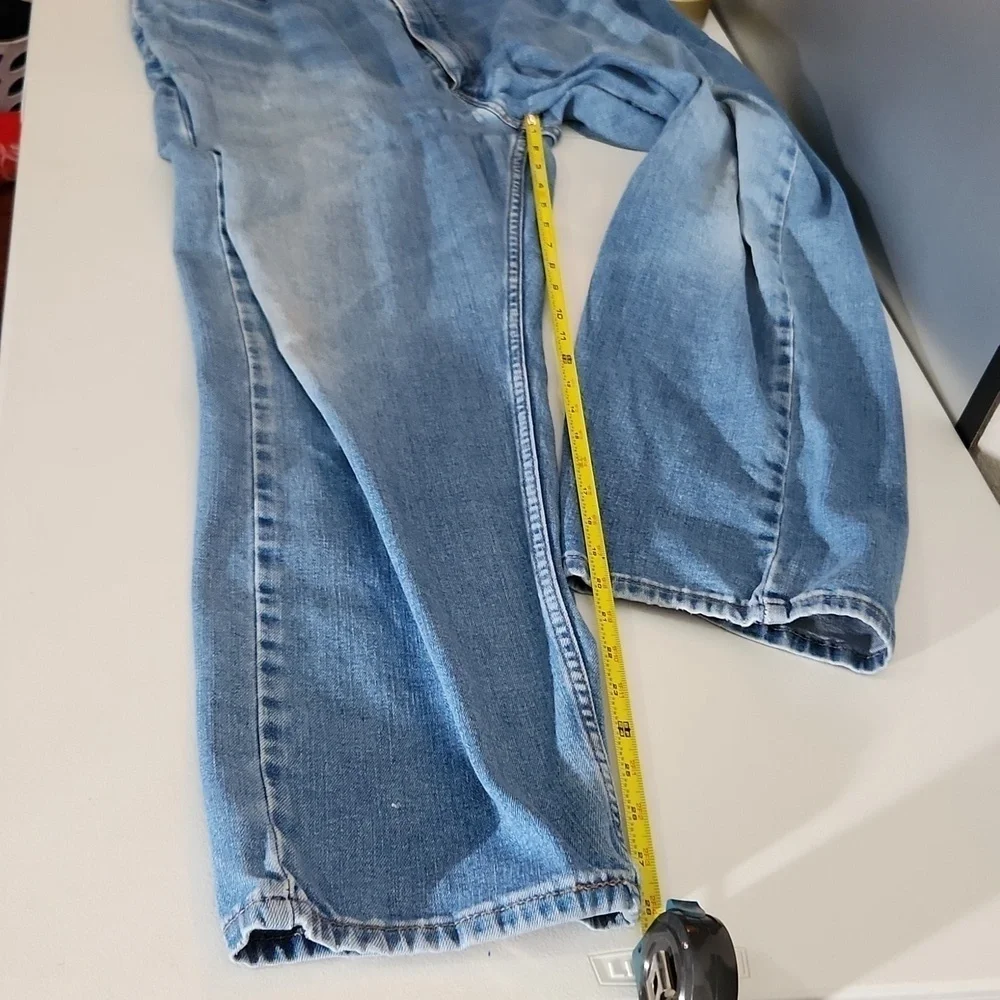 Levis Jean Mens 38 X 28 Actual Tag Shows 30 Spots Stretch Work see measuments